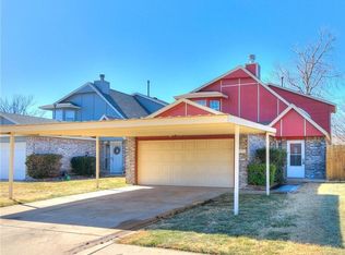 2129 Lakecrest Dr, Moore, OK 73170