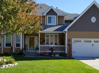 650 Bailey Dr, Papillion, NE 68046
