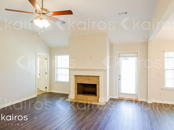 4th image of 713 Park Ln