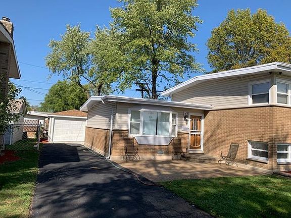 2nd image of 309 W Glengate Ave