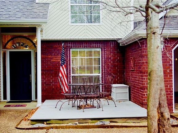 2nd image of 1726 N Charlee Ave