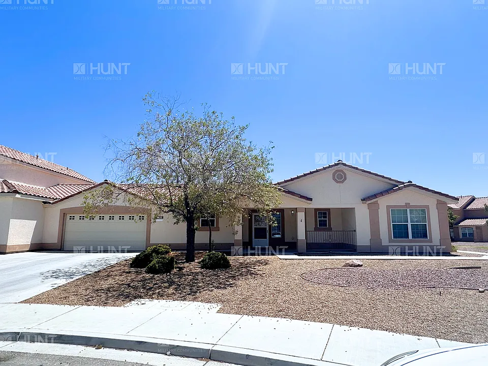 5020 Peterson Ln