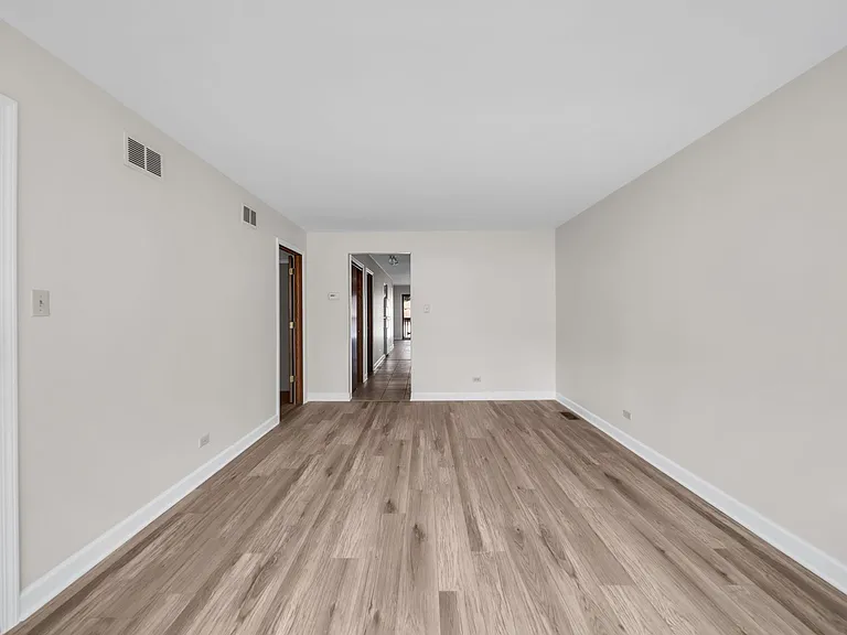 11136 S Kedzie Ave #2 — Photo 8