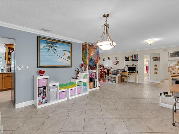 5th image of 16740 Harbor Ct