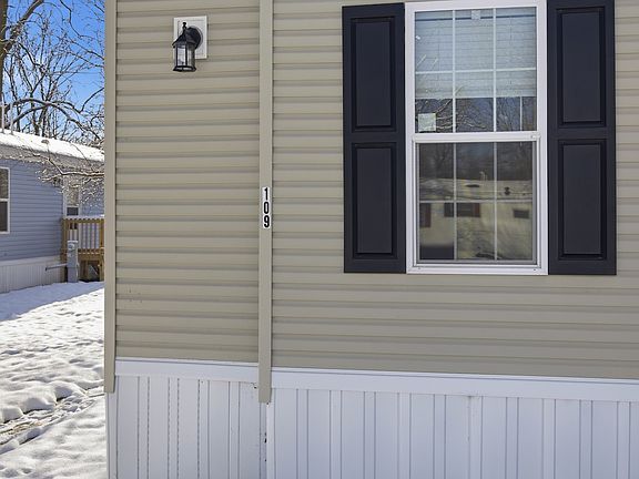 2nd image of 7519 Dorr Street Toledo #109