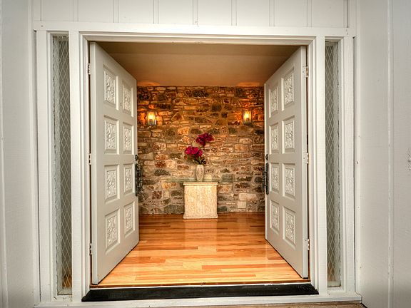 A GRAND ENTRANCE