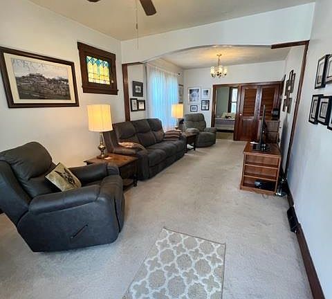 3rd image of 4722 Adkins Ave