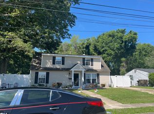 77 Jordan Dr, Hampton, VA 23666