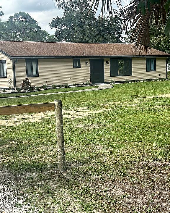 1st image of 12859 54th St N