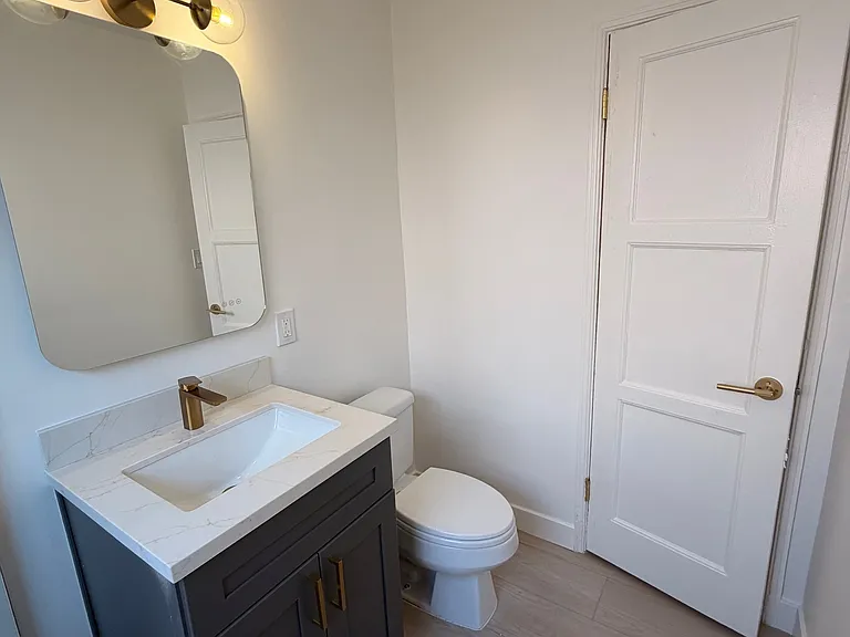 421 N Doheny Dr #4 — Photo 12