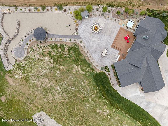 4th image of 159 River Trail Dr