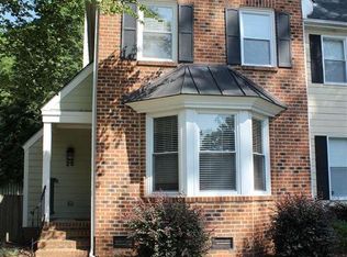 25 Forest Gln #25, Chapel Hill, NC 27517