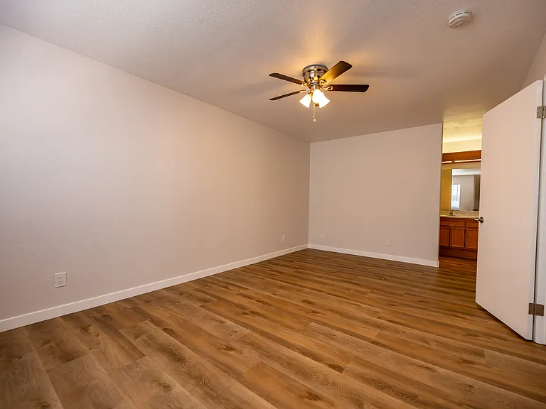 265 Ash Ave #D — Photo 14