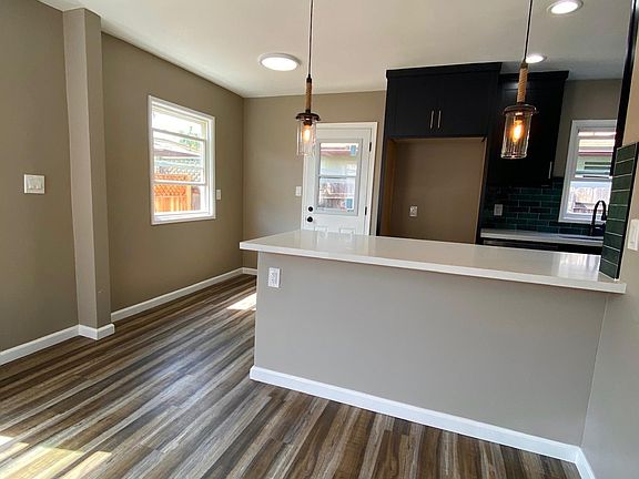 4th image of 4447 Felton St