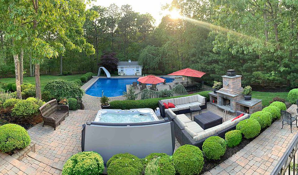 8-10 person hot tub, fireplace and pool area are 100% private