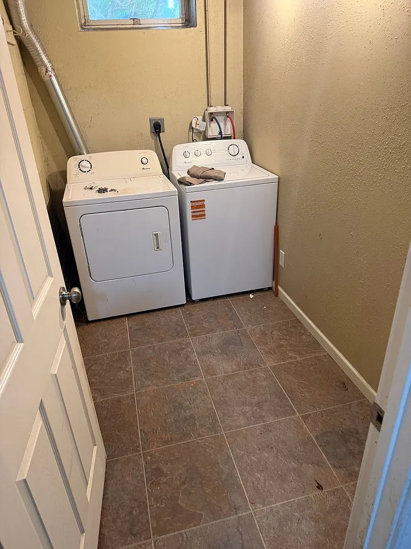 ce1040 — Photo 3