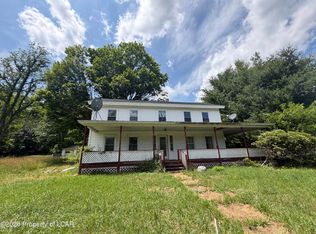 4875 Windy Valley Rd, Mehoopany, PA 18629