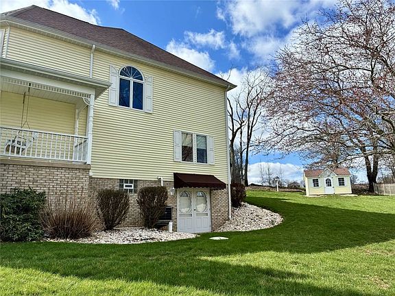 5th image of 11091 Belaire Dr