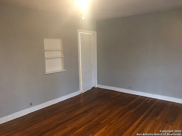 726 E Grayson St #4 — Photo 13