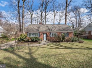 7232 Allan Ave, Falls Church, VA 22046