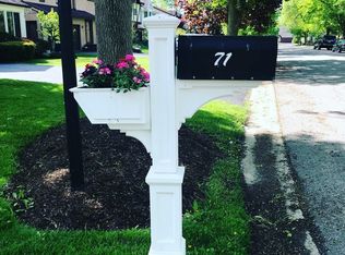 71 Brockmoore Dr, East Amherst, NY 14051