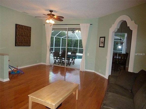 4th image of 5051 Cross Pointe Dr