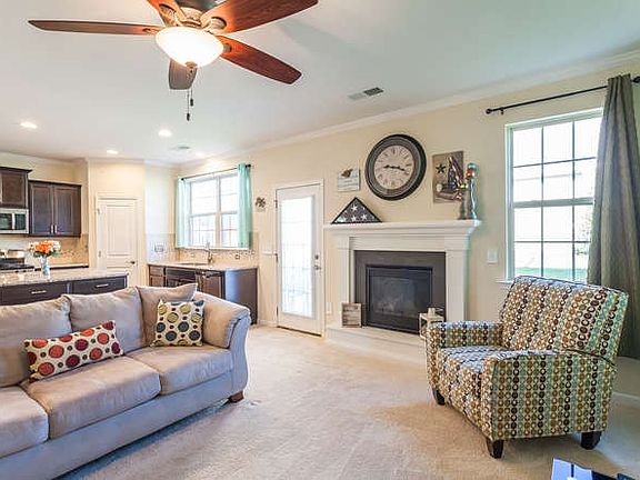 3rd image of 412 Cottonseed Way