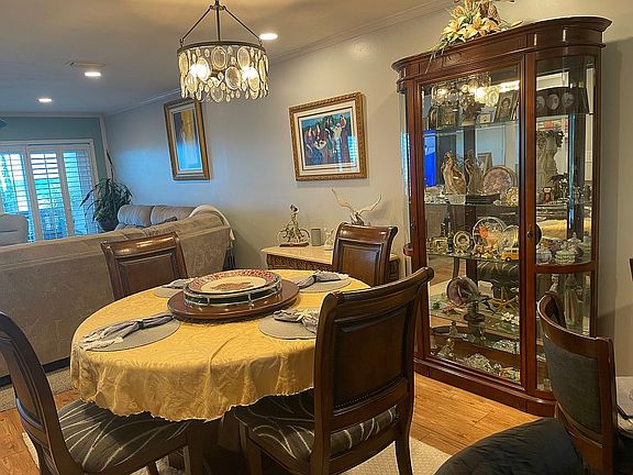 Dining to living room