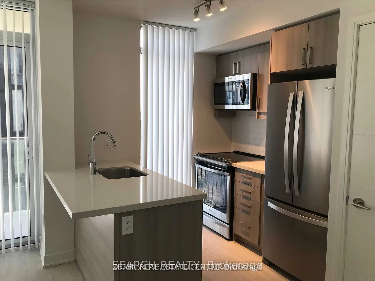 1 bed, $2,400 — Photo 3