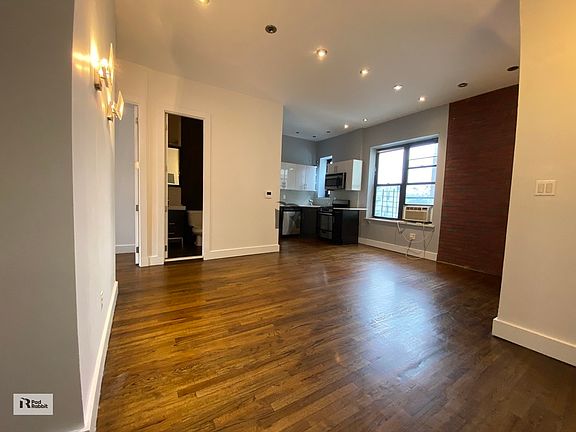 5th image of 1154 Pacific St APT 6H