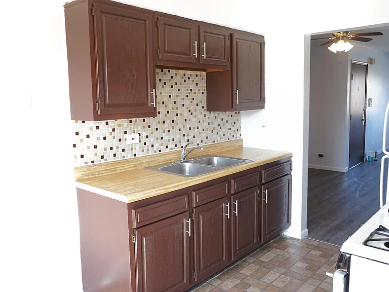 327 E Rimini Ct #2 — Photo 5