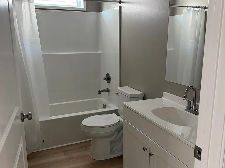 639 Elk Mills Rd #1 — Photo 8
