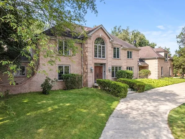 326 Olde Chapel Trl, Pittsburgh, PA 15238