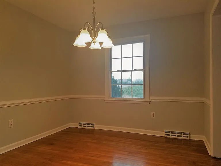 2209 Courthouse Rd — Photo 6
