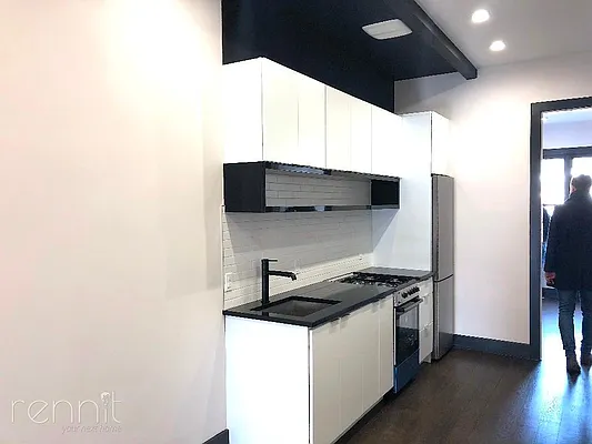 Rented by Rennit Inc. | media 43