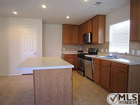 4th image of 10536 Cochron Dr