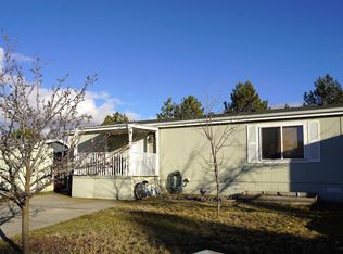 255 NW Golden Hills Dr SPC 56, Pullman, WA 99163