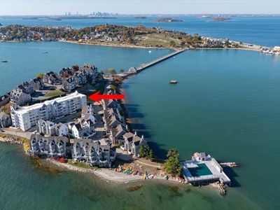 1 Commodore Ct APT 505, Hull, MA, 02045