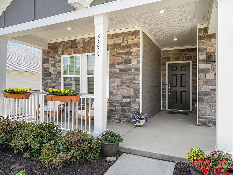 1st image of 5379 Turtle Creek Dr