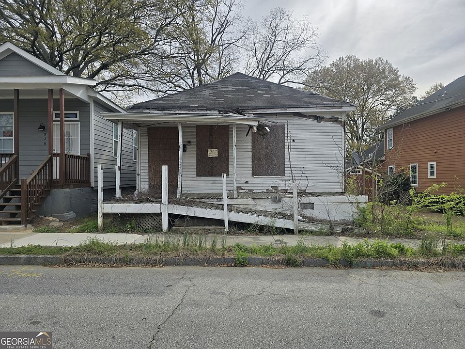 1st image of 928 Welch St SW