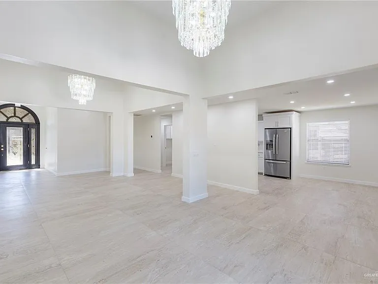 4207 San Daniel — Photo 2