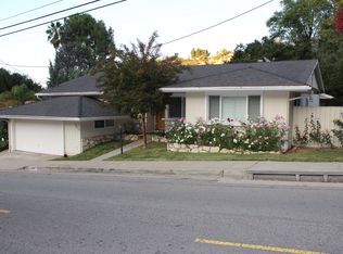 3644 Woodcliff Rd, Sherman Oaks, CA 91403