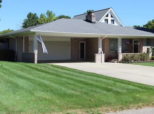 4875 Lorin Dr, Shelby Township, MI