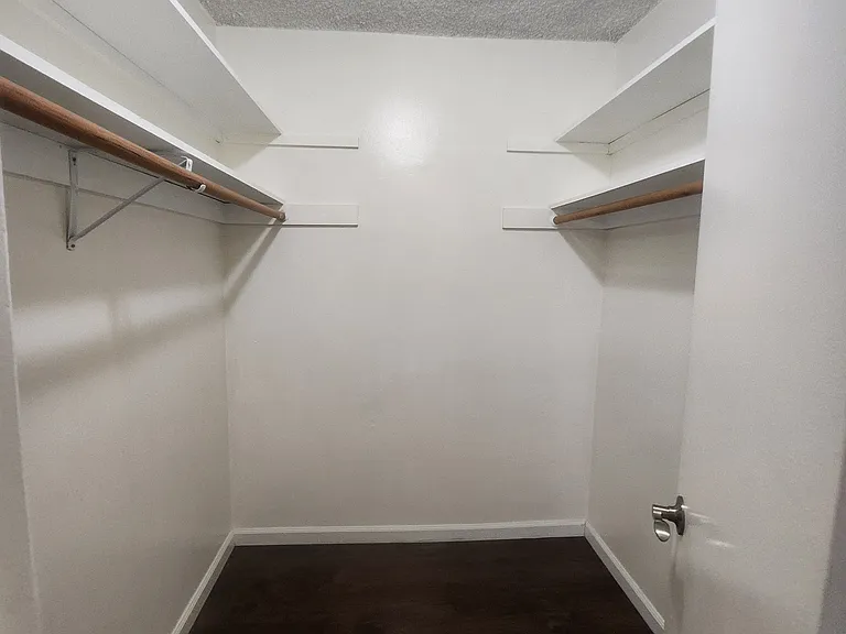 235 S Rampart Blvd #201 — Photo 5