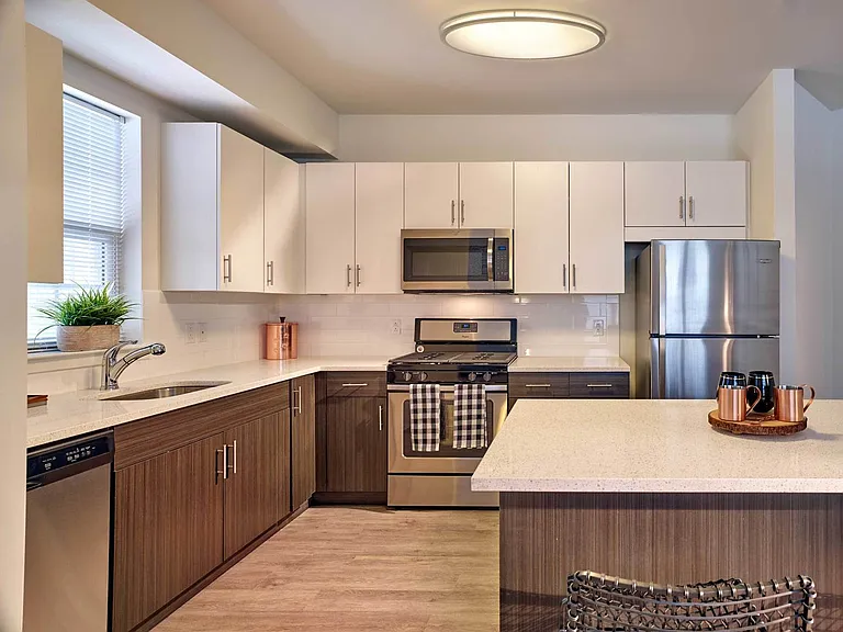 SOUTHGATE I, LLC — Photo 6