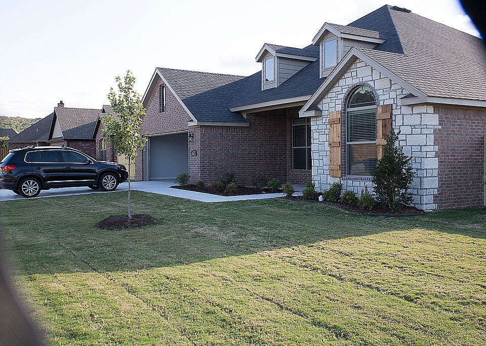 1st image of 1627 S Pebble Beach Dr