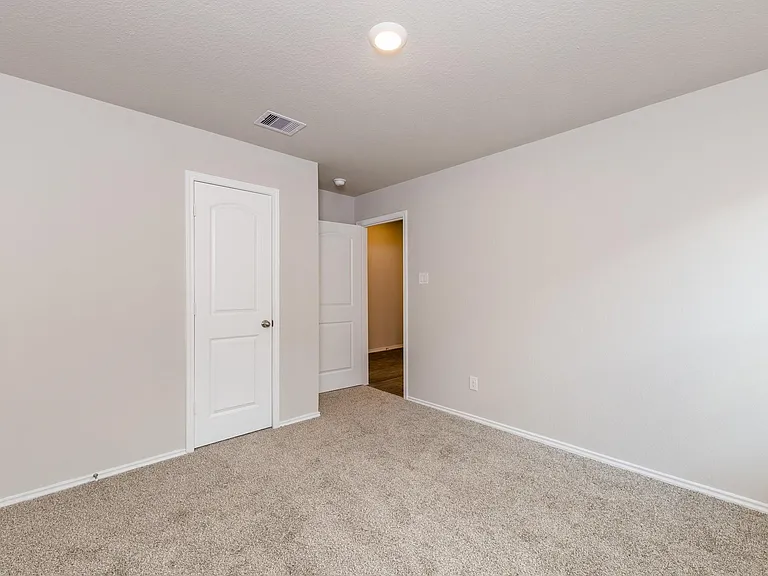 5114 Radiant Dawn Dr — Photo 29