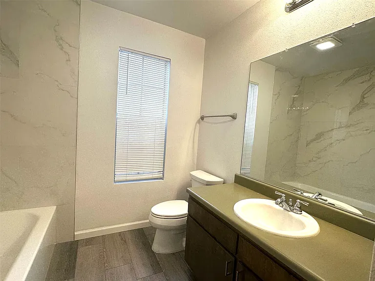 4202 Duval Rd #C — Photo 3