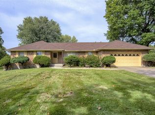 18808 E Union School Rd, Independence, MO 64058