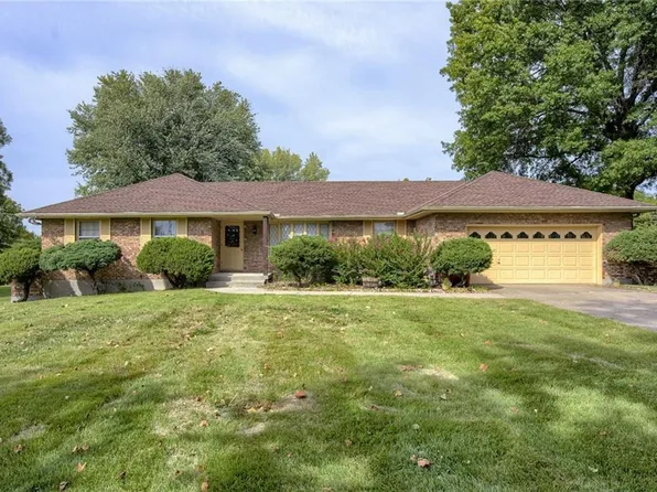 18808 E Union School Rd, Independence, MO 64058